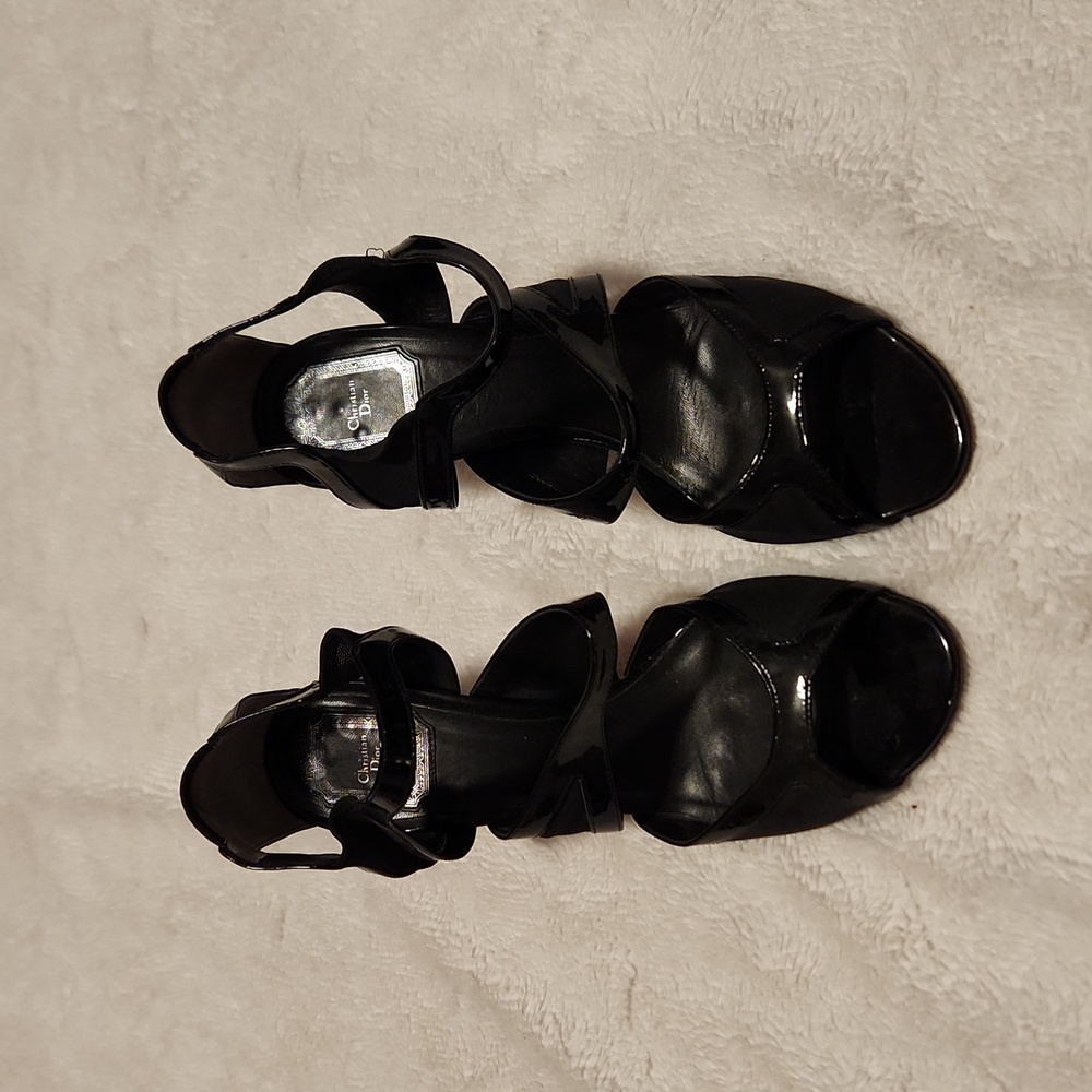 Christian Dior Patent Heels - Picture 3 of 8